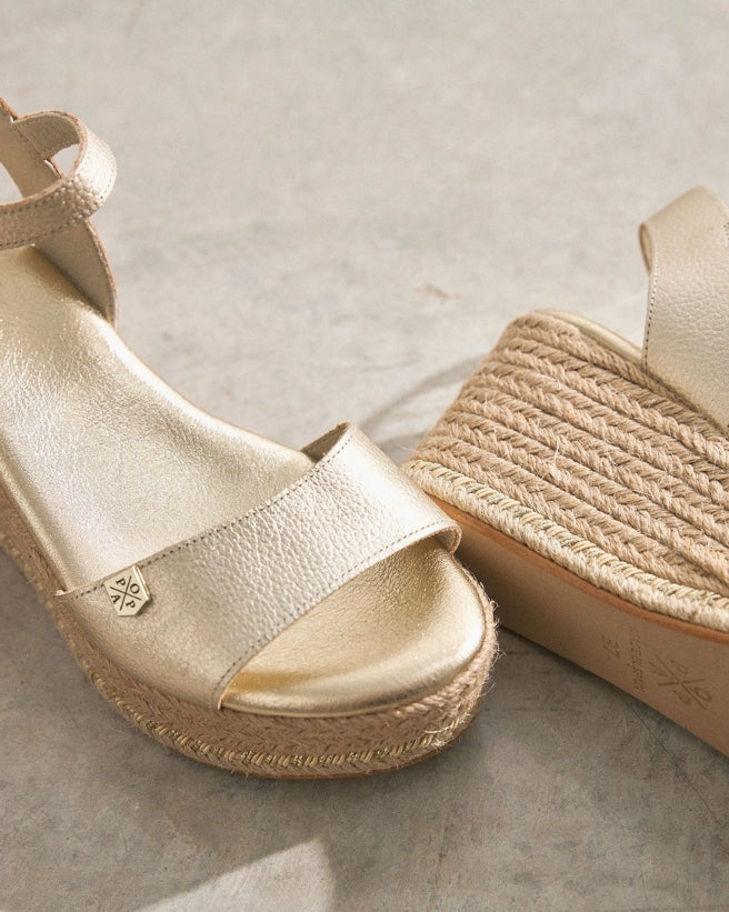 Espadrilles compenseés dorées Popa